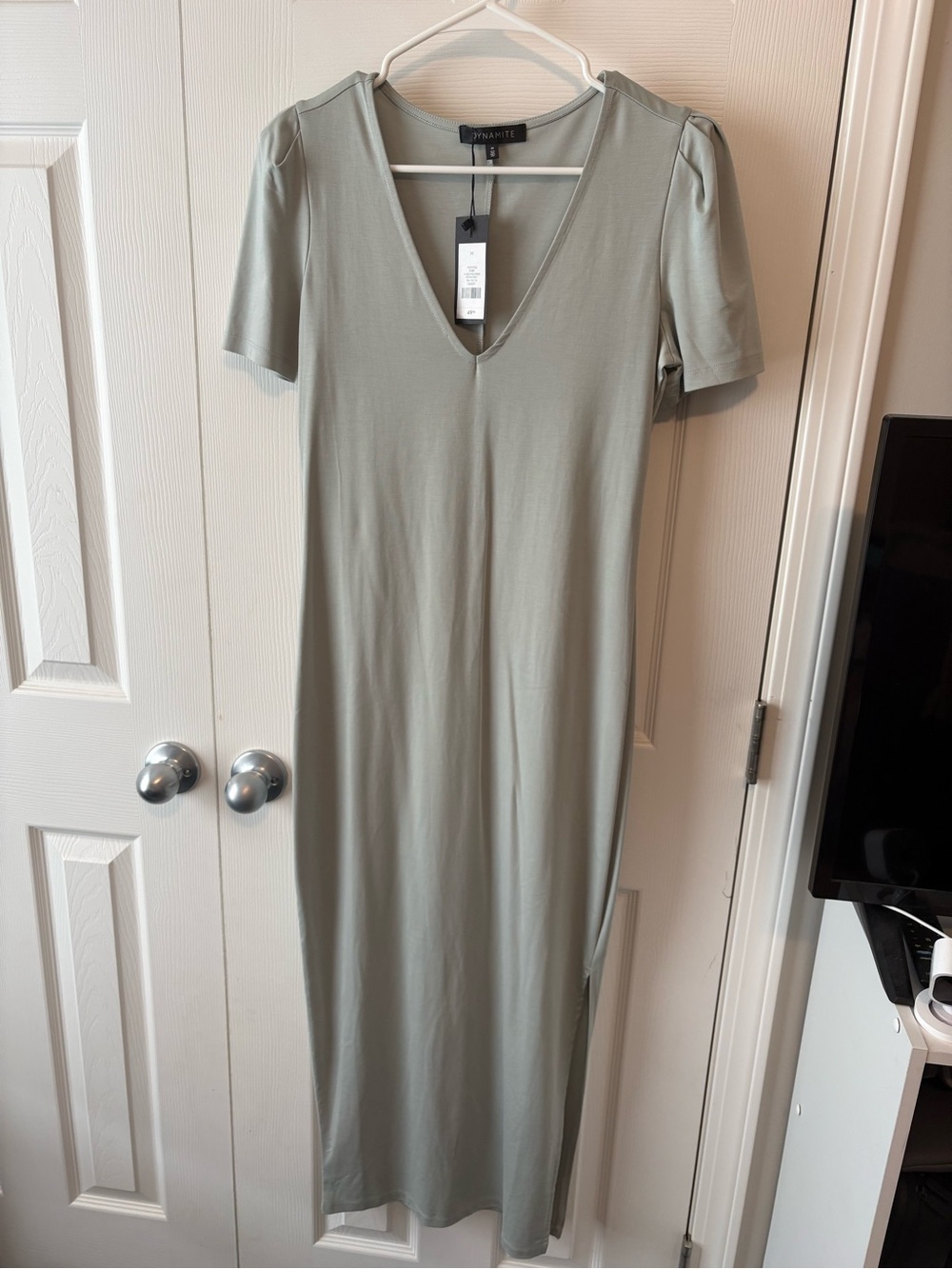 Dynamite Sage Green V-Neck Maxi Dress